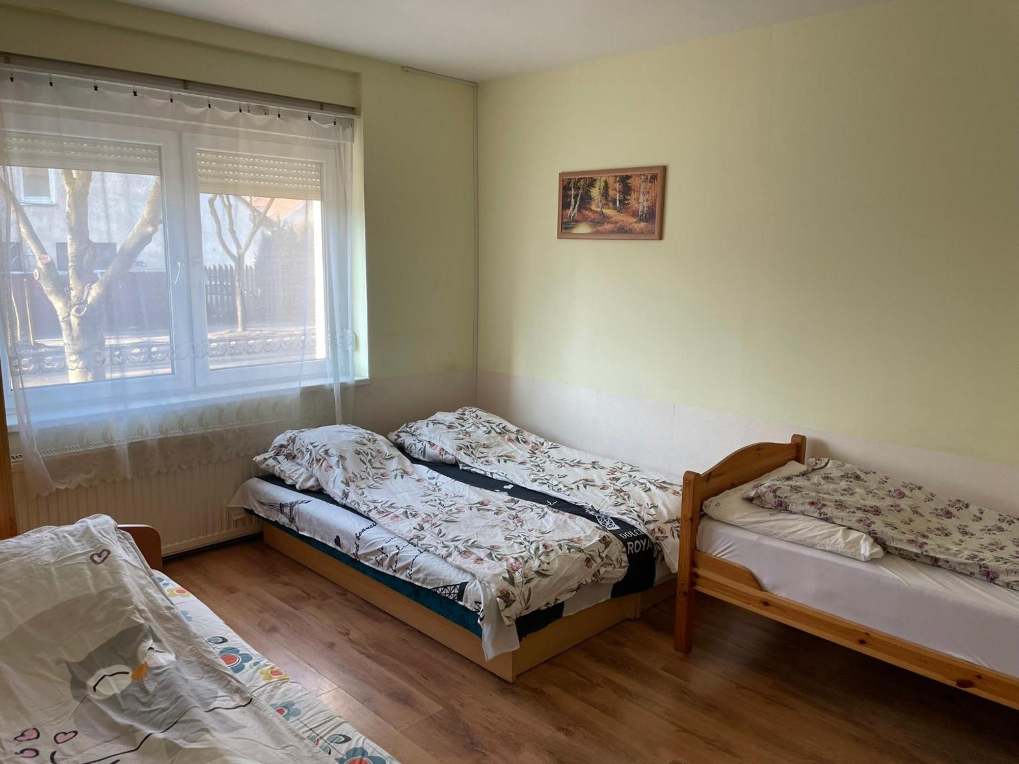 Red Locomotive Apartment Budapest Ngoại thất bức ảnh
